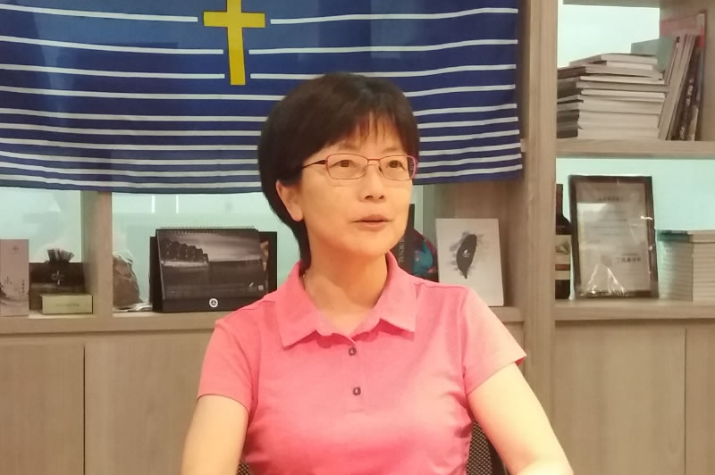 【校友楷模】舒靜嫻：學弟妹要常常與外界連結，提高自己的競爭力！